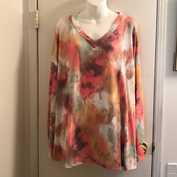 (3X) Plus Size Rainbow Tie Dye Sweater - Picture 4 of 5